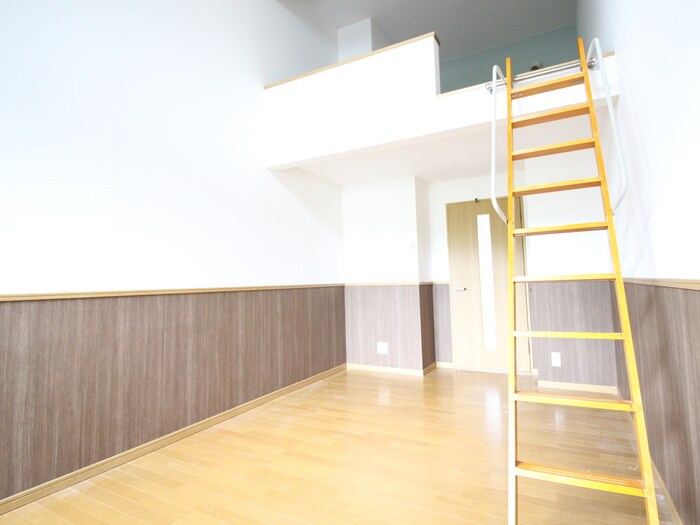 物件内観写真9　(居室)