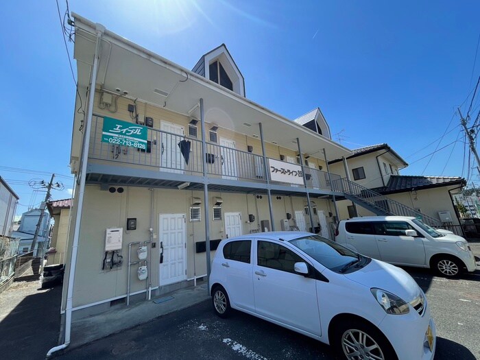 物件外観写真2　(外観写真)