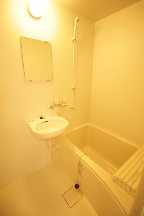 物件内観写真13　(バス／シャワールーム等)