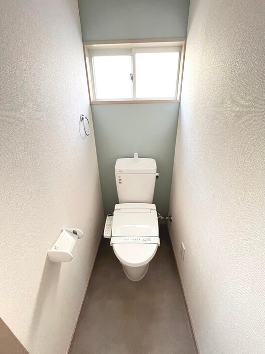 物件内観写真15　(トイレ)