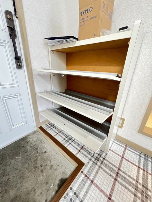 物件内観写真18　(靴箱)