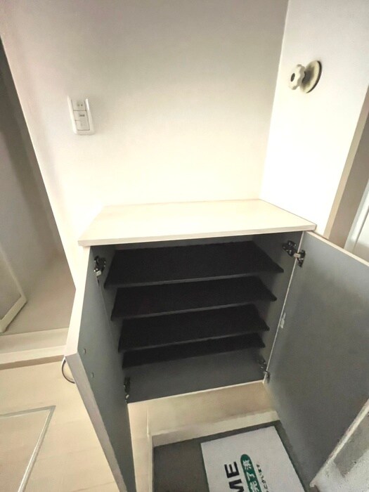 物件内観写真19　(靴箱)