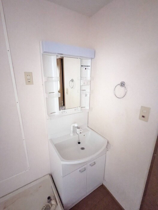 物件内観写真11　(洗面)