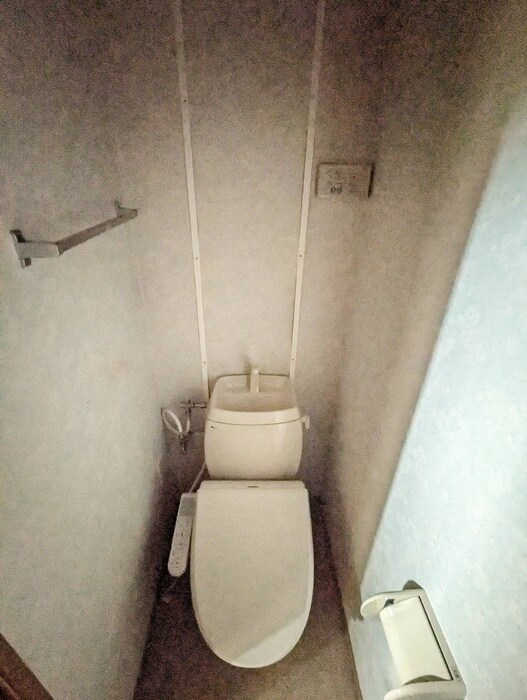 物件内観写真14　(トイレ)