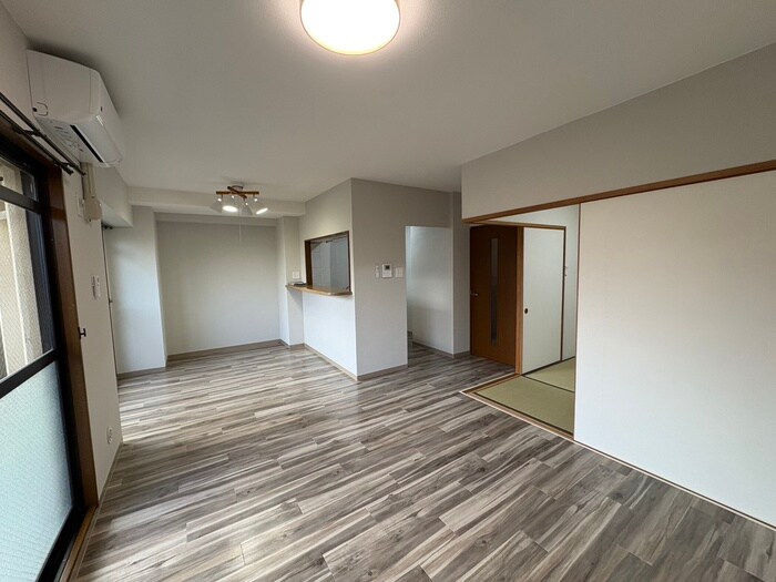 物件内観写真8　(居室)