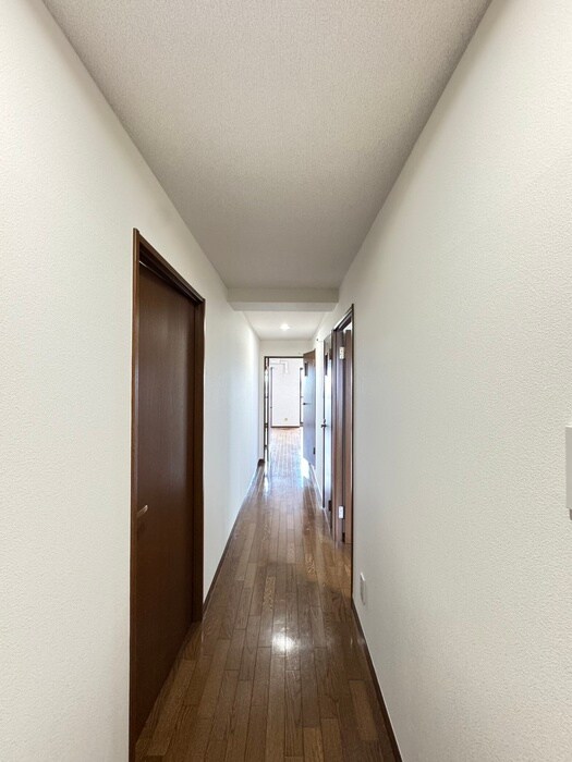 物件内観写真19　(玄関)