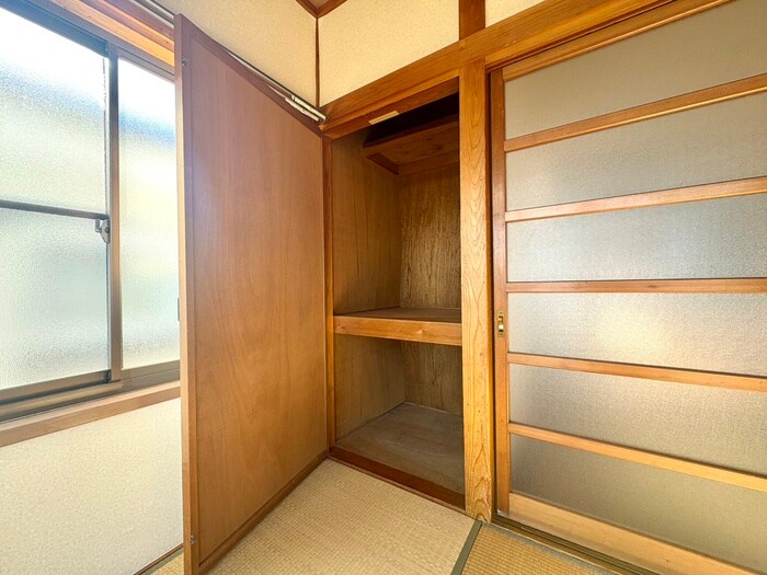 物件内観写真10　(収納)