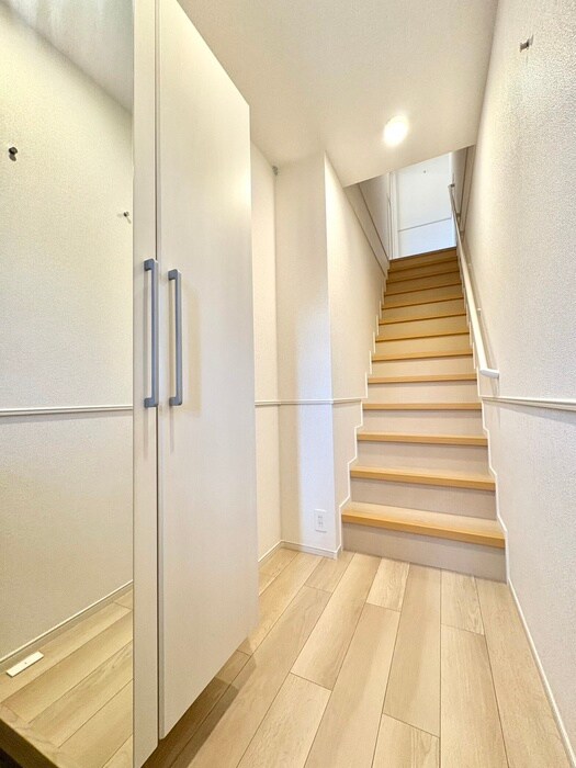 物件内観写真17　(廊下)