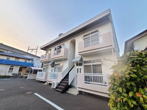 ハウベストE外観写真