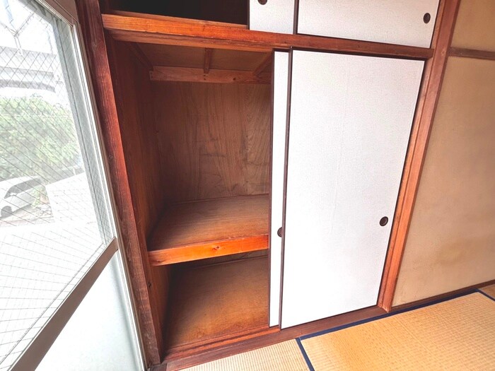 物件内観写真12　(収納)