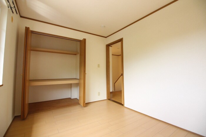 物件内観写真13　(居室)