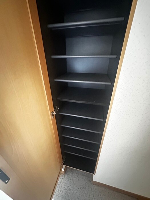 物件内観写真18　(靴箱)