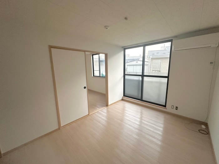 物件内観写真7　(居室)