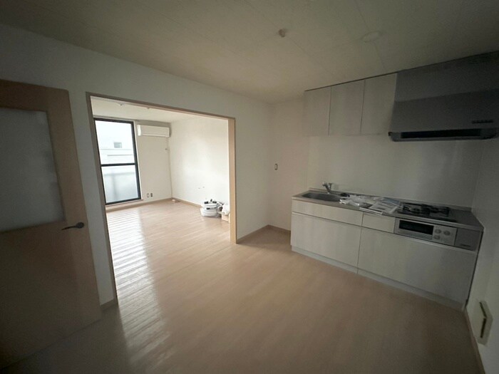 物件内観写真9　(居室)