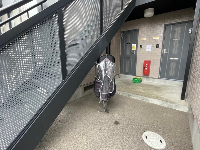 物件外観写真5　(駐輪場)