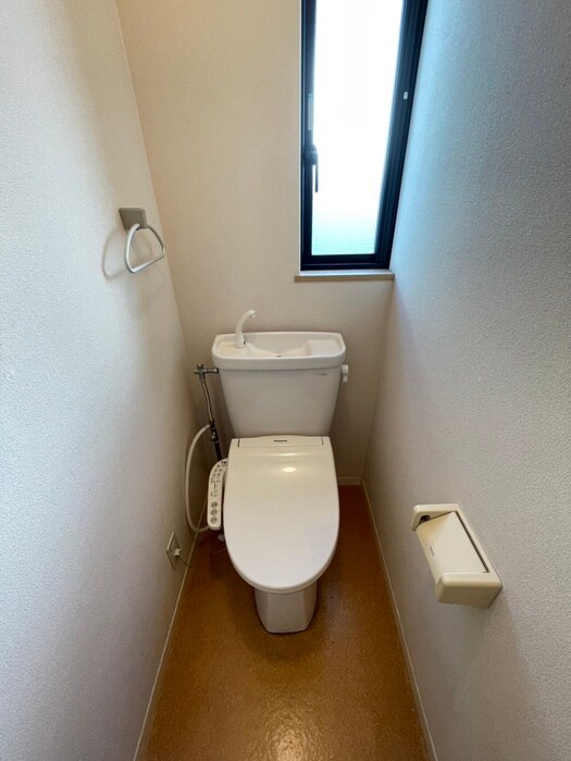 物件内観写真13　(トイレ)