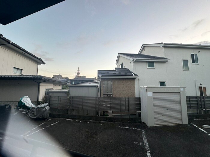 物件内観写真22　(室内からの展望)