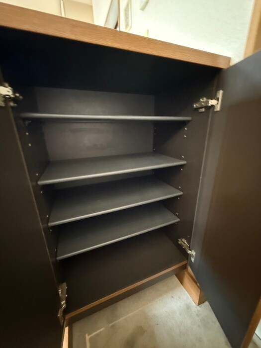 物件内観写真15　(靴箱)