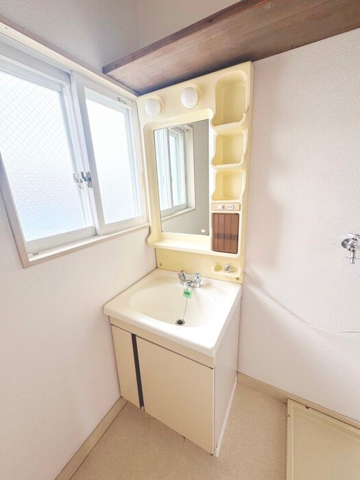 物件内観写真14　(洗面)