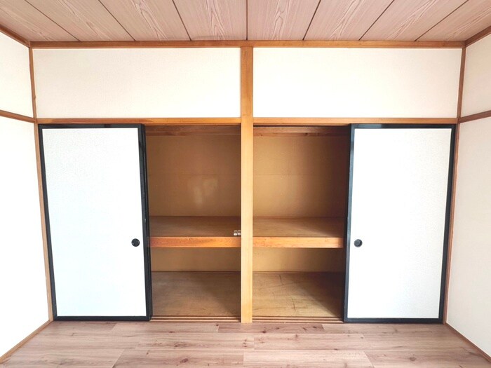 物件内観写真18　(収納)