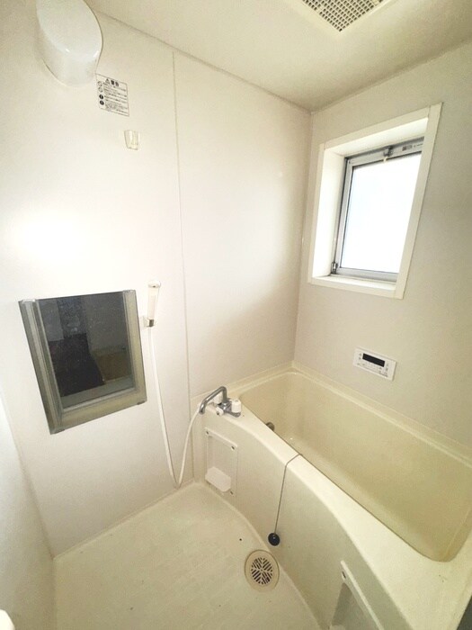 物件内観写真11　(バス／シャワールーム等)