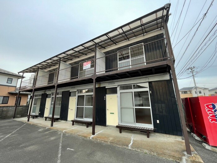 物件外観写真2　(外観写真)