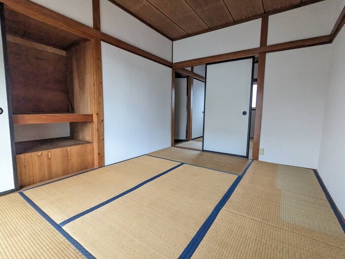 物件内観写真4　(居室)