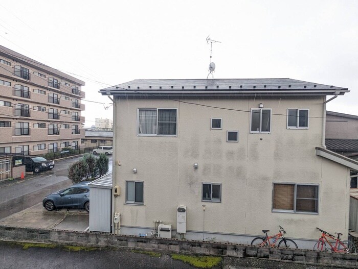 物件内観写真11　(室内からの展望)