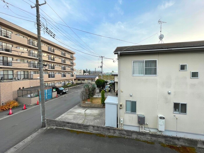 物件内観写真16　(室内からの展望)