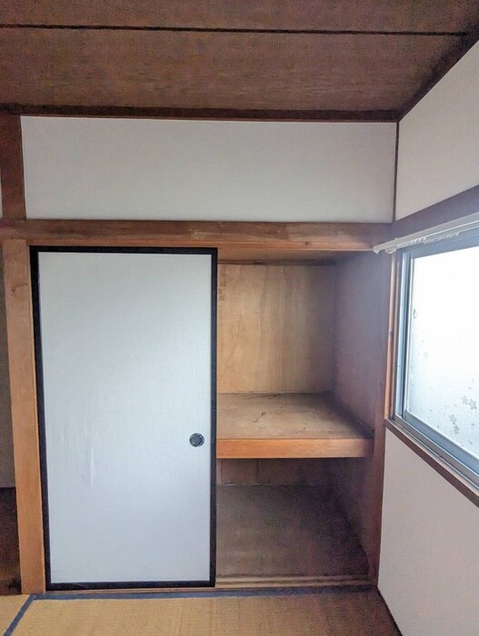 物件内観写真15　(収納)