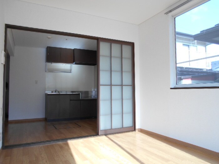 物件内観写真10　(居室)