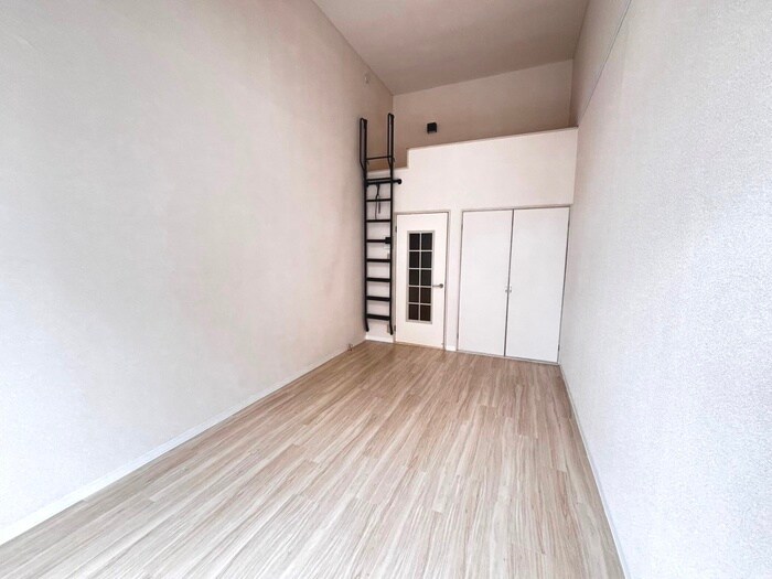 物件内観写真10　(居室)