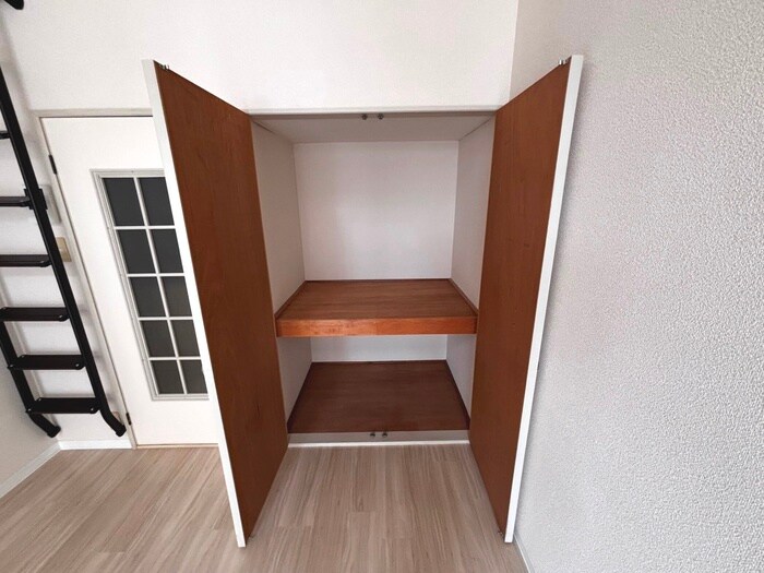 物件内観写真12　(収納)