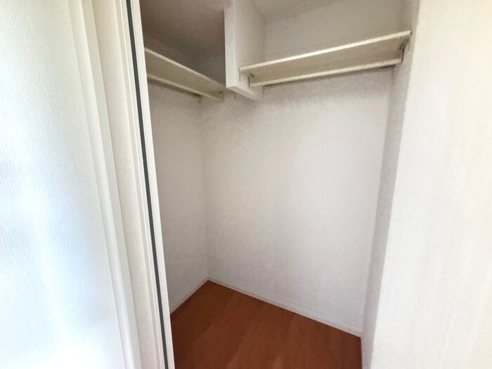 物件内観写真11　(収納)