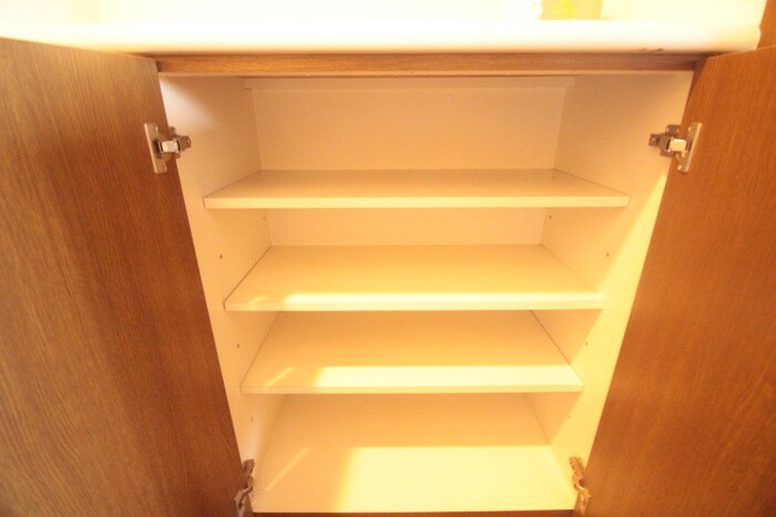 物件内観写真12　(靴箱)