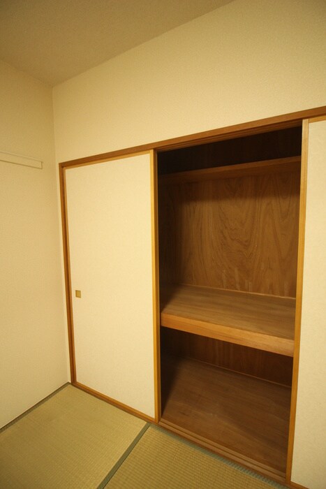 物件内観写真14　(収納)