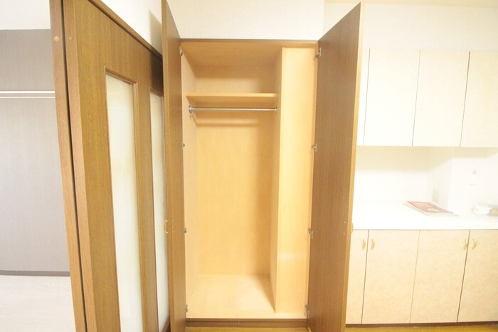 物件内観写真18　(収納)