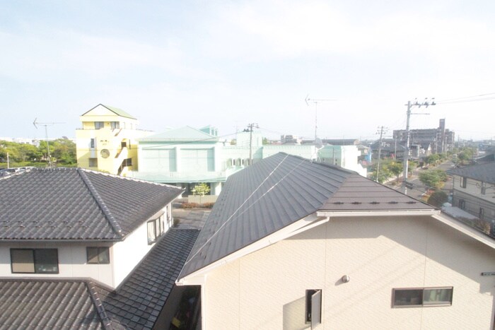 物件内観写真21　(室内からの展望)