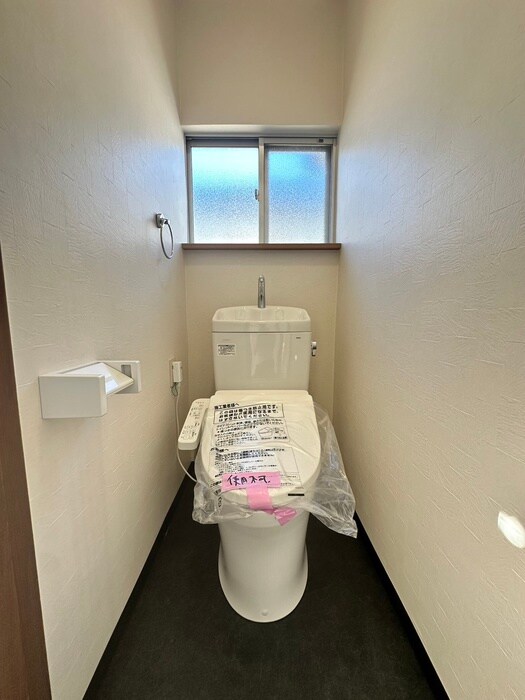 物件内観写真13　(トイレ)