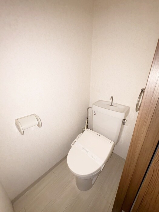 物件内観写真11　(トイレ)