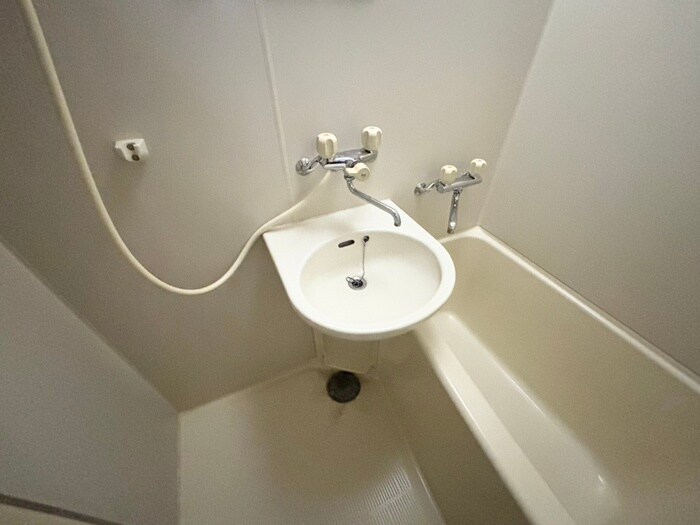 物件内観写真17　(洗面)