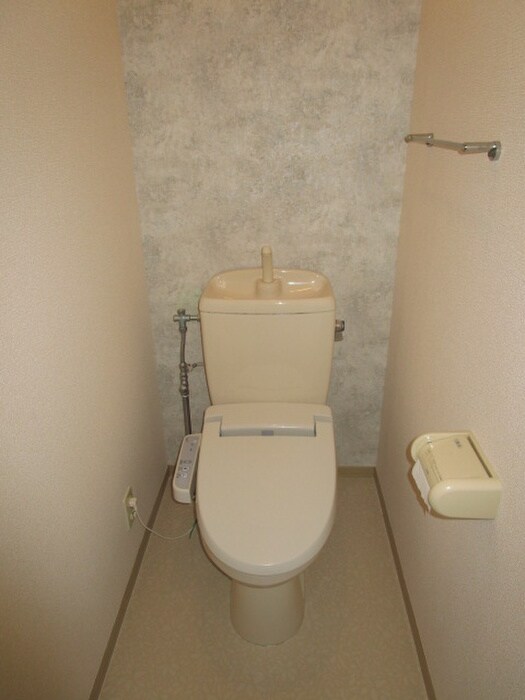 物件内観写真12　(トイレ)