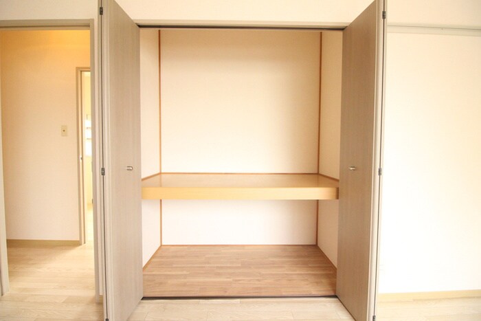 物件内観写真13　(収納)