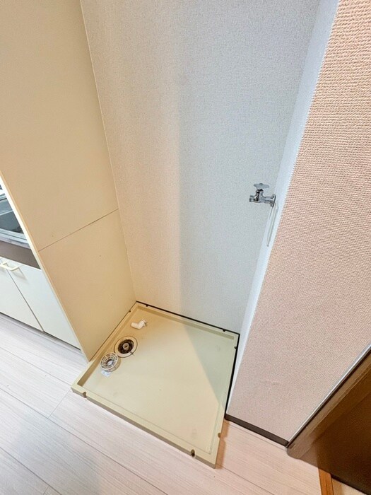 物件内観写真11　(洗濯機置場)