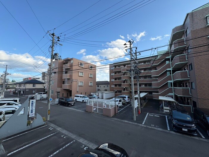 物件内観写真15　(室内からの展望)