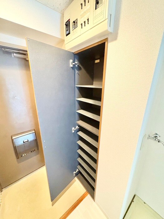 物件内観写真21　(靴箱)