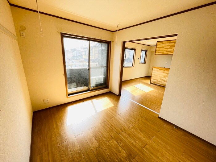 物件内観写真8　(居室)