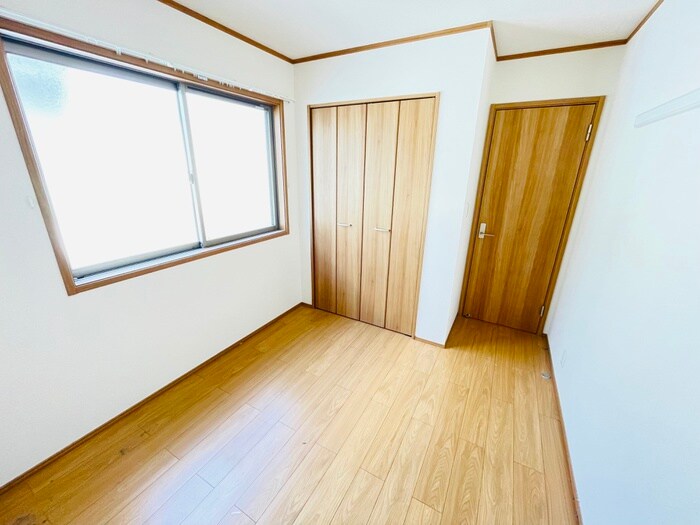 物件内観写真9　(居室)