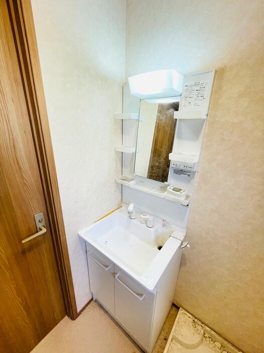 物件内観写真12　(洗面)