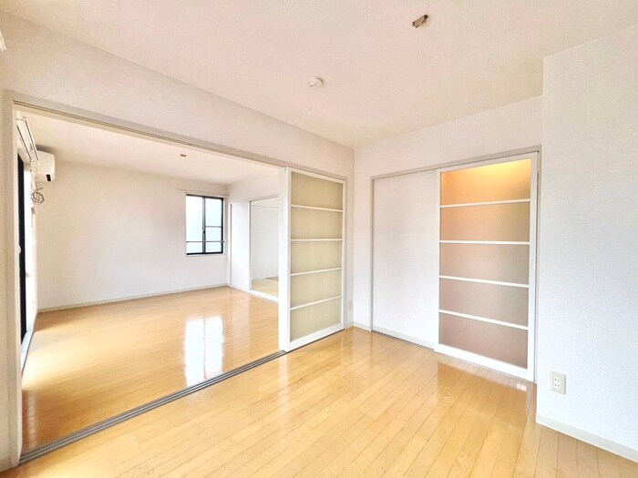 物件内観写真8　(居室)